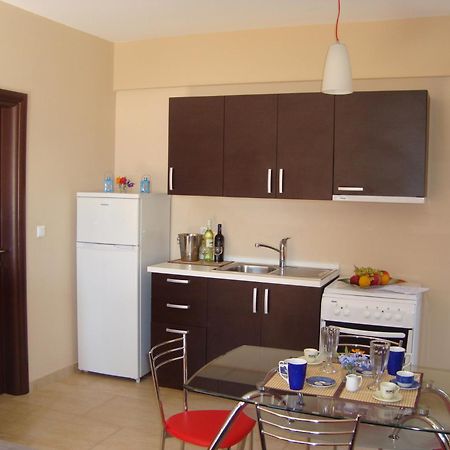 Mikros Gialos Apartments Zimmer foto